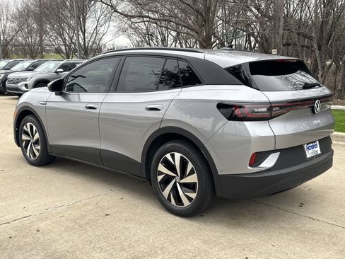 New 2026 Volkswagen ID.4 Pro RWD image 3