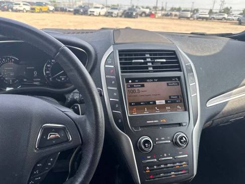 Used 2019 Lincoln MKC Premiere FWD image 21