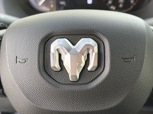 Used 2025 RAM ProMaster 2500 image 24