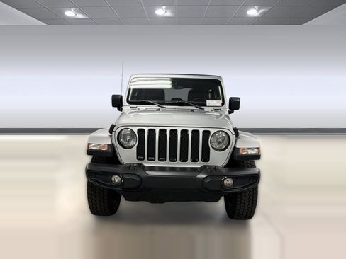 Used 2022 Jeep Wrangler Unlimited Sahara AWD/4WD image 6