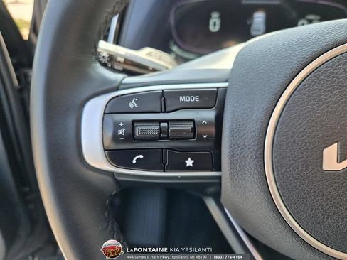 Certified 2024 Kia Sportage EX AWD/4WD image 19