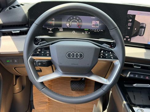 New 2026 Audi Q3 quattro 2.0T AWD/4WD image 16