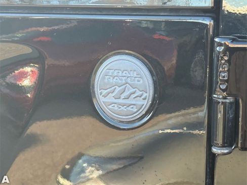 Used 2020 Jeep Gladiator Sport w/ Trailer Tow Package image 10