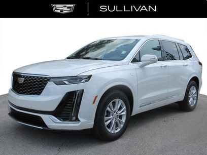 New 2025 Cadillac XT6 Luxury