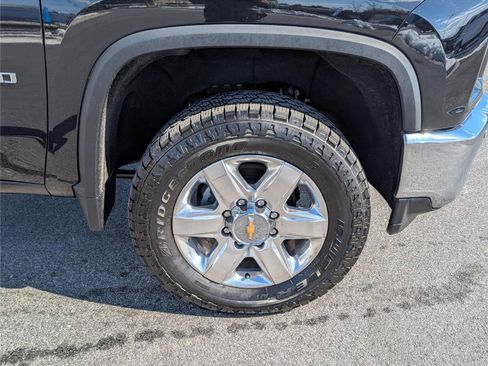 Used 2022 Chevrolet Silverado 2500 LT w/ All Star Edition image 10