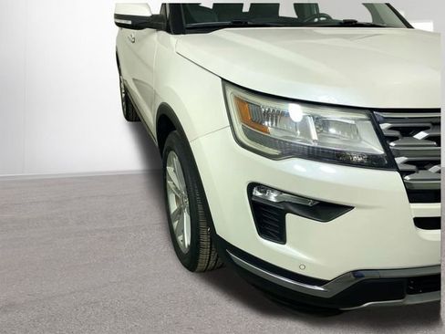 Used 2019 Ford Explorer Limited w/ Class III Trailer Tow Package image 28