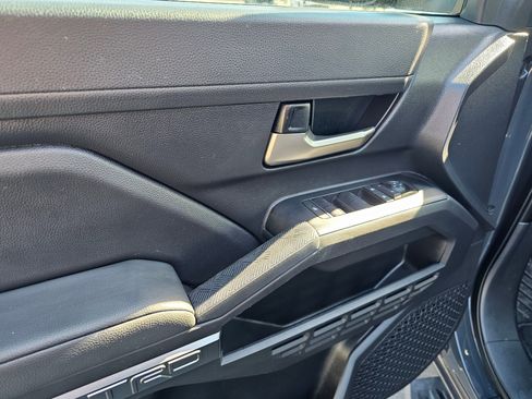 Used 2024 Toyota Tacoma TRD Off-Road image 50