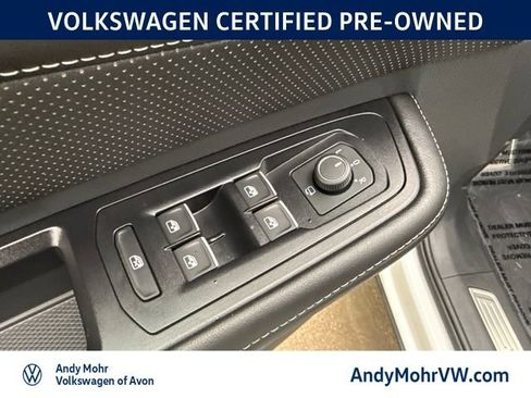 Used 2024 Volkswagen Atlas Cross Sport SEL Premium R-Line AWD/4WD image 16