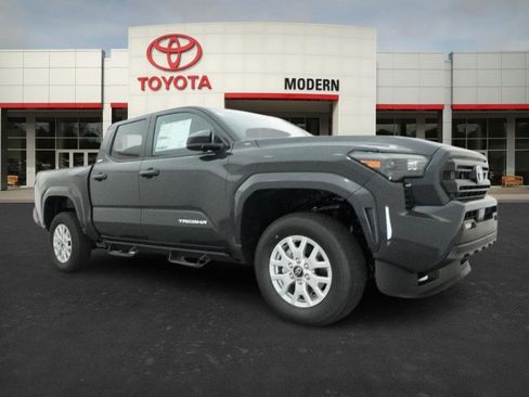 New 2025 Toyota Tacoma SR5 image 30