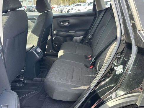 Certified 2025 Honda HR-V LX image 9