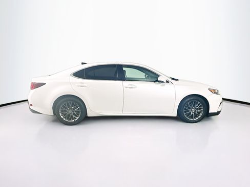 Used 2018 Lexus ES 350 w/ Navigation System Package FWD image 10