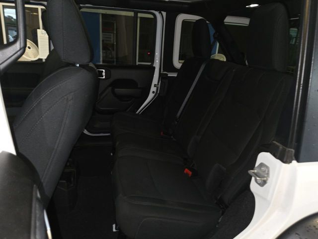 Used 2022 Jeep Wrangler Unlimited Sport AWD/4WD image 23