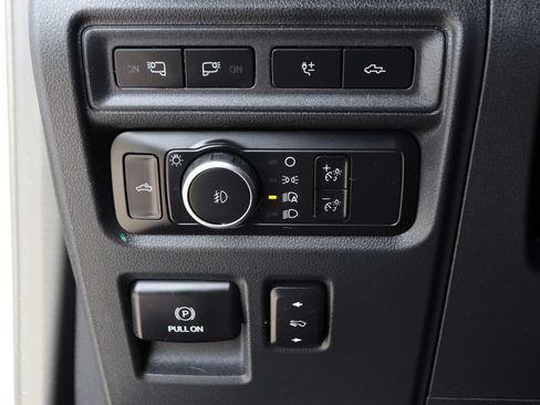 Used 2021 Ford F150 Lariat w/ Equipment Group 502A High AWD/4WD image 22