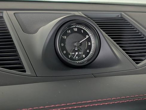 New 2026 Porsche Macan AWD/4WD image 32