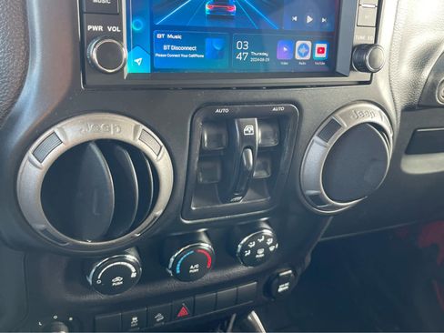 Used 2014 Jeep Wrangler Unlimited Sport w/ Quick Order Package 24S image 14