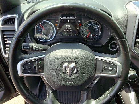 Used 2021 RAM 1500 Big Horn AWD/4WD image 18