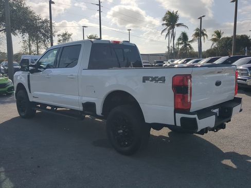 Used 2024 Ford F250 Lariat w/ Lariat Ultimate Package image 7