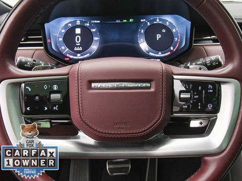 Used 2025 Land Rover Range Rover SE image 37