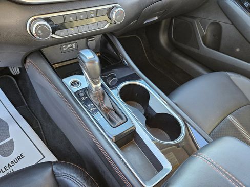 Used 2024 Nissan Altima 2.5 SR image 24