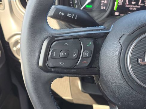 Used 2024 Jeep Wrangler Unlimited Rubicon 4xe AWD/4WD image 37