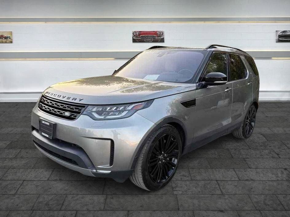 Used 2019 Land Rover Discovery HSE AWD/4WD image 3