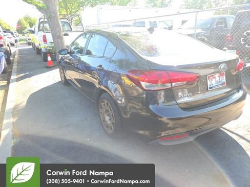 Used 2017 Kia Forte LX w/ LX Popular Package FWD image 10