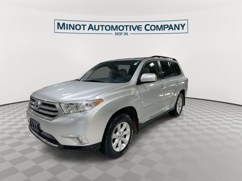 Used 2013 Toyota Highlander SE AWD/4WD image 4