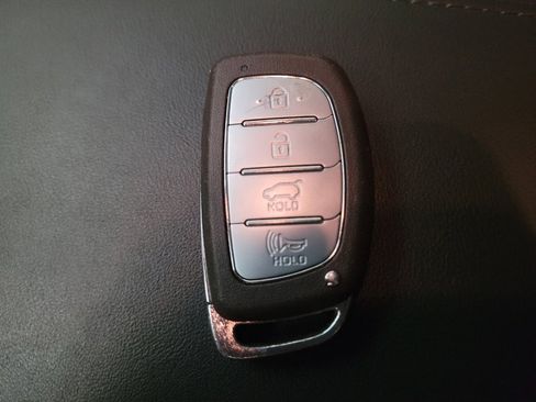 Used 2019 Hyundai Tucson Limited w/ Cargo Package AWD/4WD image 32