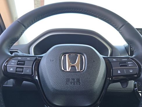Used 2025 Honda Pilot EX-L image 29