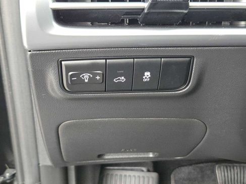 Certified 2025 Hyundai Santa Cruz SE image 20