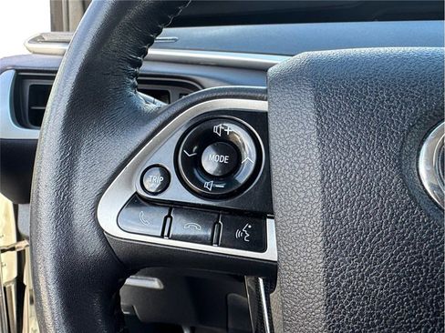 Used 2017 Toyota Mirai image 13