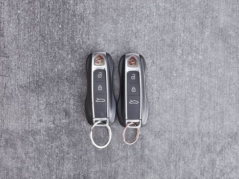 Used 2024 Porsche 911 Carrera GTS w/ Premium Package image 71