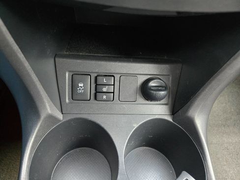 Used 2009 Toyota RAV4 Limited w/ Tow Prep Pkg image 23