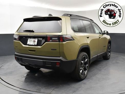 New 2026 Jeep Cherokee Overland w/ Trailer Tow Group AWD/4WD image 5
