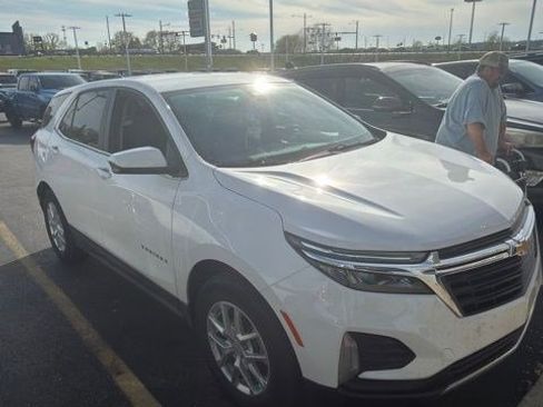 Used 2023 Chevrolet Equinox LT image 5
