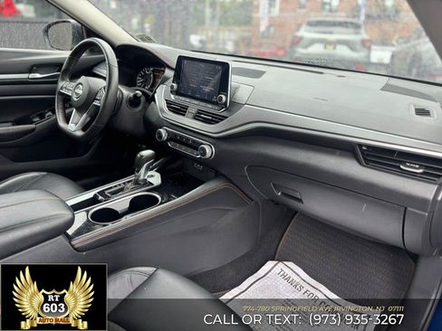 Used 2024 Nissan Altima 2.5 SR FWD image 17