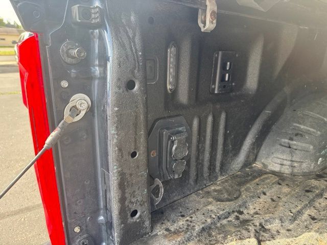 Used 2024 Ford F350 Lariat AWD/4WD image 8