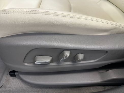 Certified 2021 Cadillac XT5 Premium Luxury image 8