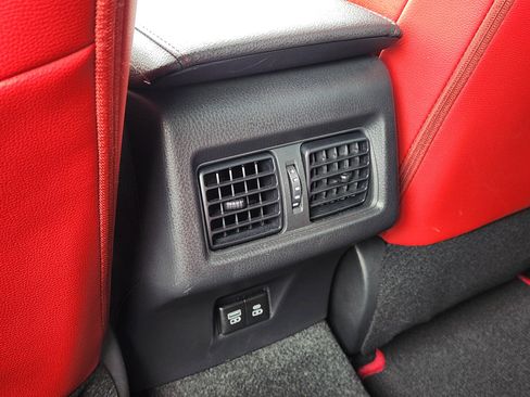 Used 2025 Toyota Camry XSE image 37