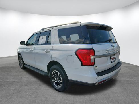 Used 2024 Ford Expedition XLT image 33