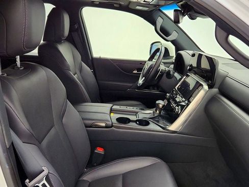 Used 2023 Lexus LX 600 4WD w/ Interior Upgrade Package image 25