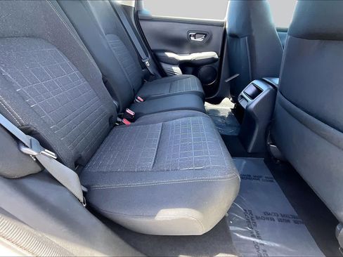 Used 2024 Honda HR-V LX image 19
