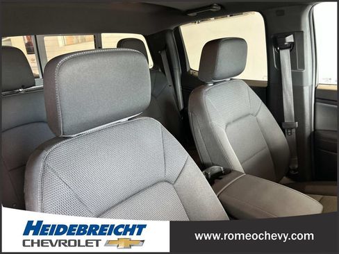 Certified 2024 Chevrolet Colorado LT w/ LT Convenience Package II AWD/4WD image 32