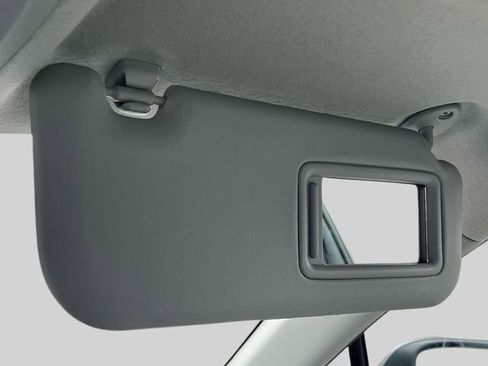 Used 2024 Toyota Corolla Cross L image 30