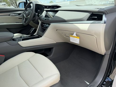 New 2026 Cadillac XT5 Premium Luxury w/ Driver Assist Package FWD image 12