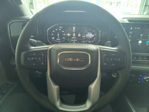 Used 2025 GMC Sierra 1500 SLT w/ SLT Premium Plus Package AWD/4WD image 13