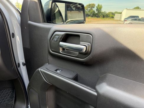 Used 2025 GMC Sierra 1500 Pro w/ Pro Value Package AWD/4WD image 7