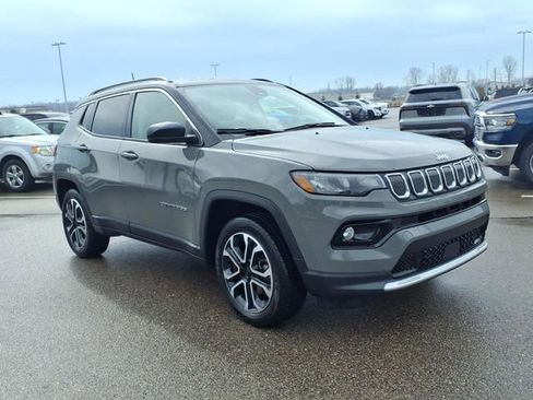 Used 2022 Jeep Compass Limited image 2