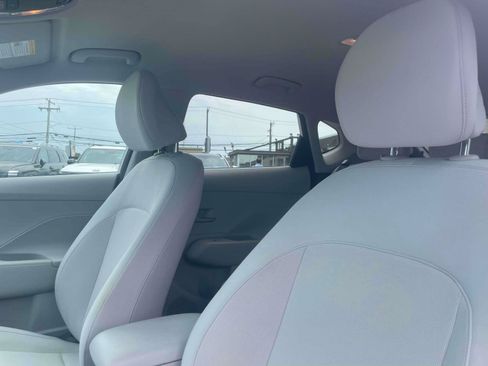 Used 2024 Hyundai Kona SEL AWD/4WD image 19