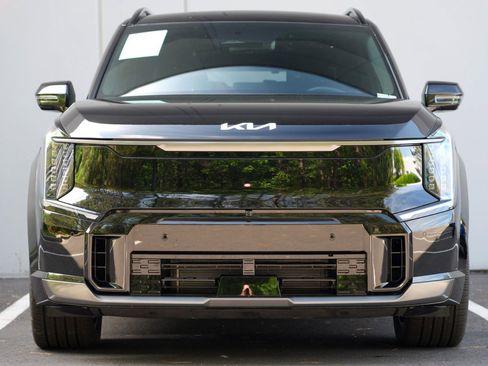 Used 2025 Kia EV9 GT-Line AWD/4WD image 7